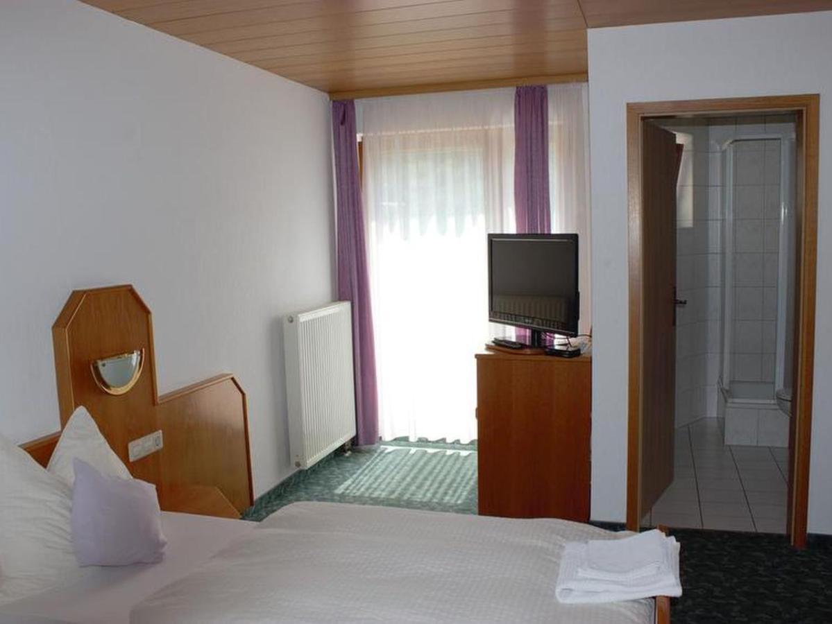Hotel Garni Silberdistel Lauterstein Kültér fotó